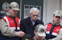 /haber/no-life-threat-for-ahmet-turk-being-jailed-says-forensic-medicine-183302