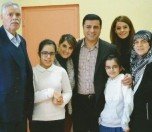 /haber/first-prison-photo-of-hdp-co-chair-demirtas-released-183303