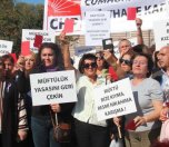 /haber/women-from-chp-show-red-card-to-law-draft-on-muftis-190719