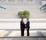 /haber/kuzey-ve-guney-kore-liderleri-bulustu-nukleer-silahsizlanma-anlasmasi-imzalandi-196585