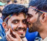 /haber/hindistan-da-ilk-onur-yuruyusu-queer-azaadi-mumbai-205326