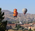 /haber/hot-air-balloons-from-around-the-world-color-up-cappadocia-sky-210068