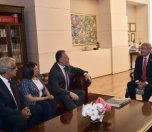 /haber/hdp-visits-chp-chair-kilicdaroglu-discusses-appointment-of-trustees-212236