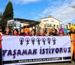 /haber/las-tesis-protest-of-women-prevented-by-police-in-antalya-217849