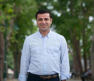 /haber/demirtas-awarded-human-rights-democracy-peace-and-solidarity-prize-218350