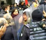/haber/kizilay-uzerinden-ensar-a-bagis-protestosuna-polis-mudahalesi-219558