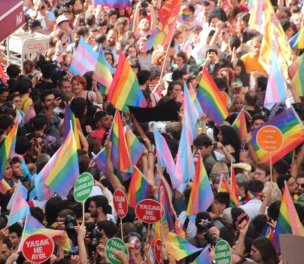/haber/activist-detained-in-pride-parade-wins-lawsuit-for-compensation-220921