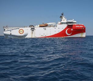 /haber/turkey-suspends-eastern-mediterranean-drilling-says-it-s-ready-to-talk-with-greece-228224
