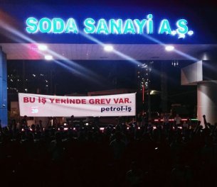 /haber/erdogan-postpones-glass-manufacturing-workers-strike-for-disrupting-national-security-232415