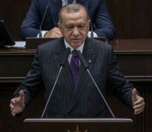/haber/erdogan-calls-turkish-medical-association-chair-a-terrorist-hints-at-new-law-232726