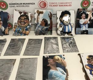 /haber/cocaine-stashed-in-maradona-pictures-seized-at-istanbul-airport-236515