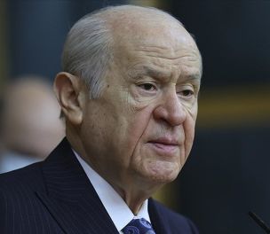 /haber/government-ally-bahceli-says-both-hdp-and-constitutional-court-should-be-closed-241695
