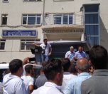 /haber/polis-dur-ihtarina-uymayan-motosikletliyi-vurdu-halk-protesto-etti-247553