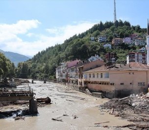/haber/black-sea-floods-death-toll-rises-to-82-with-32-still-missing-249103