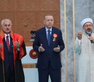 /haber/akp-to-bring-up-new-draft-constitution-in-early-2022-says-erdogan-249651
