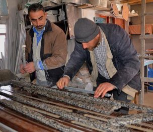 /haber/study-almost-all-employed-syrians-in-turkey-work-informally-249806