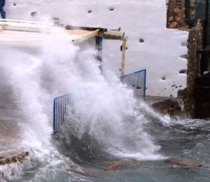 /haber/five-killed-as-heavy-storms-hit-turkey-s-west-north-254056