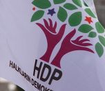/haber/istanbul-da-hdp-binasina-silahli-ve-bicakli-saldiri-255437