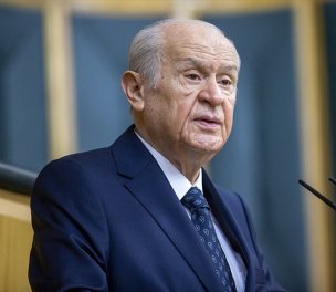 /haber/istanbul-mayor-should-be-dismissed-if-terror-ties-of-municipal-personnel-proven-says-bahceli-255721