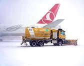 /haber/istanbul-da-butun-havalimanlari-ve-karayollari-kapandi-256704