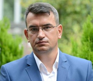 /haber/charged-with-espionage-deva-party-s-metin-gurcan-released-after-five-months-under-arrest-261711