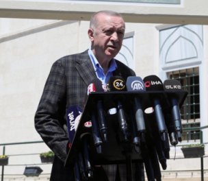 /haber/erdogan-says-turkey-doesn-t-support-terrorist-guesthouses-of-sweden-finland-joining-nato-261820