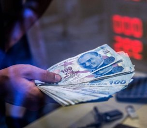 /haber/turkey-s-central-bank-keeps-interest-rate-constant-262422