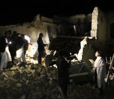 /haber/bm-afganistan-depreminde-2-bin-ev-yikildi-263677