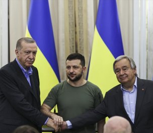 /haber/erdogan-visits-ukraine-war-will-end-at-negotiating-table-266035