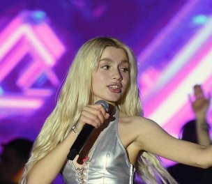 /haber/pop-singer-aleyna-tilki-s-concert-canceled-for-opposing-anti-lgbti-rally-267345