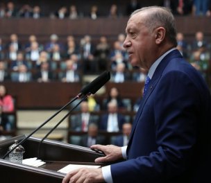 /haber/erdogan-files-criminal-complaint-against-bundestag-vice-president-267889