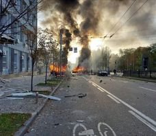 /haber/kiev-kent-merkezinde-patlamalar-8-olu-24-yarali-268275