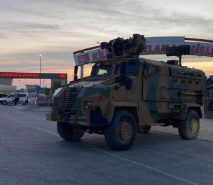 /haber/eight-security-personnel-injured-in-rocket-attack-targeting-border-area-in-southeast-turkiye-270266