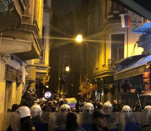 /haber/over-100-women-detained-in-istanbul-two-fainted-after-being-beaten-by-police-270567