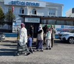 /haber/diyarbakir-da-halk-depremzedeler-icin-seferber-oldu-274083