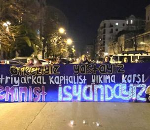 /haber/district-governor-bans-istanbul-feminist-night-march-275370