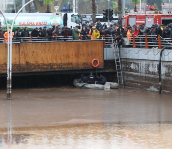 /haber/two-die-in-flood-in-newly-built-bridge-crossing-opened-by-erdogan-three-months-ago-275753