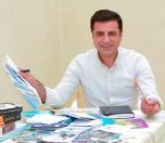 /haber/demirtas-steps-back-from-active-politics-but-says-i-belong-and-i-will-continue-to-belong-to-hdp-279697