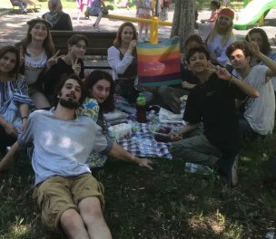 /haber/pride-month-police-detain-students-ahead-of-planned-picnic-in-izmir-280354