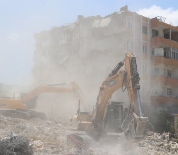 /haber/parliamentary-questions-check-into-the-ongoing-reconstruction-in-quake-hit-hatay-280441