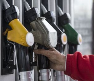 /haber/highest-ever-increase-on-fuel-taxes-sparks-outrage-in-turkey-281594