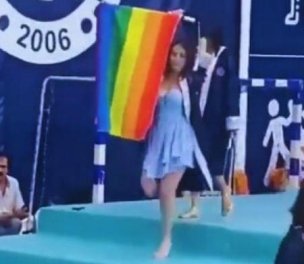 /haber/university-student-faces-formal-proceedings-after-unfurling-rainbow-flag-at-graduation-ceremony-281713