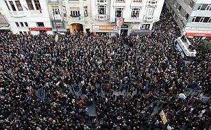 Ten Thousand Gathered in Istanbul in Memory of Hrant Dink