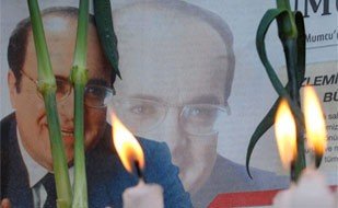 Turkey Commemorates Journalist Mumcu, Killed 15 Years Ago