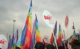 Savaşsız Bir Dünya İçin Uluslararası Buluşma İstanbul'da Başlıyor