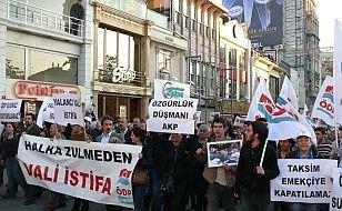 ÖDP'liler Taksim'de Valinin İstifasını İstedi