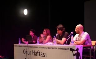 "Ders Kitaplarında Eşcinsellik Varken Hocalarımız 'Türkiye'de Yok' Diyordu"