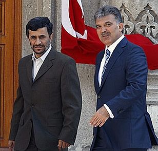 "Ahmedinecad Türkiye ve İran'ı Kaynaştırmak İçin Burada"
