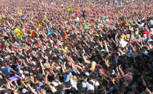 Adana'da Newroz Mitingini Düzenleyenlere Hapis 