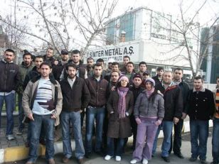 Ümraniye'de Sinter İşçileri Fabrikayı İşgal Etti